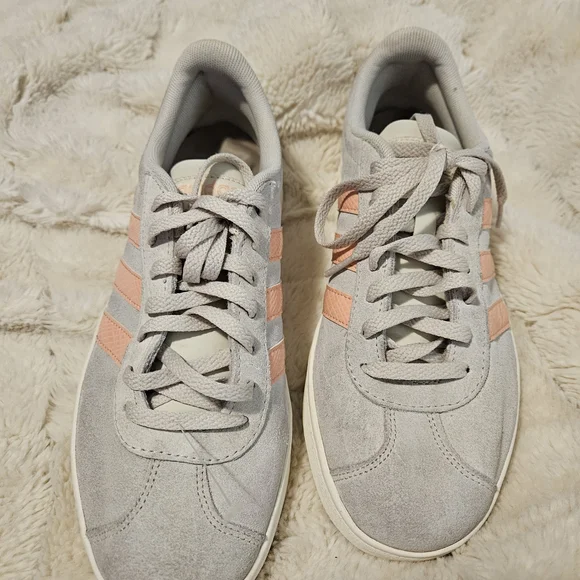 Adidas Women's Gray and Peach Sneakers - Picture 2 of 10